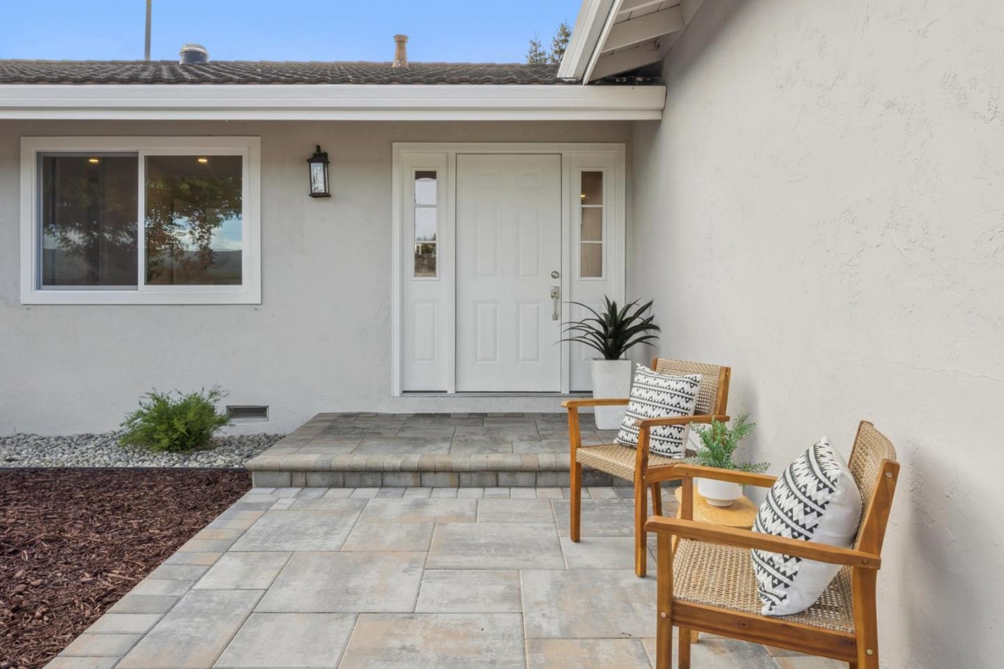 Detail Gallery Image 3 of 26 For 2028 Staats Way, Santa Clara,  CA 95050 - 3 Beds | 2 Baths