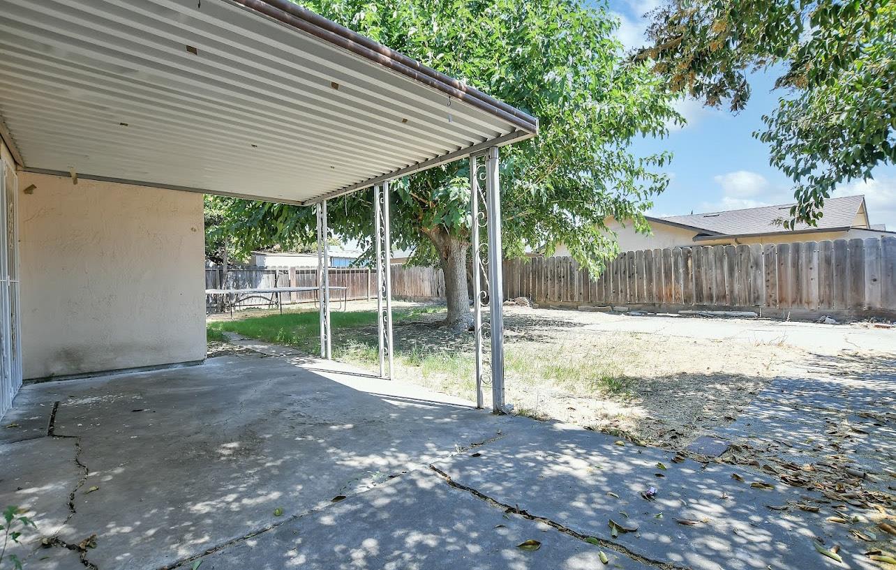 Detail Gallery Image 24 of 27 For 302 Lisa Ct, Stockton,  CA 95210 - 4 Beds | 2 Baths