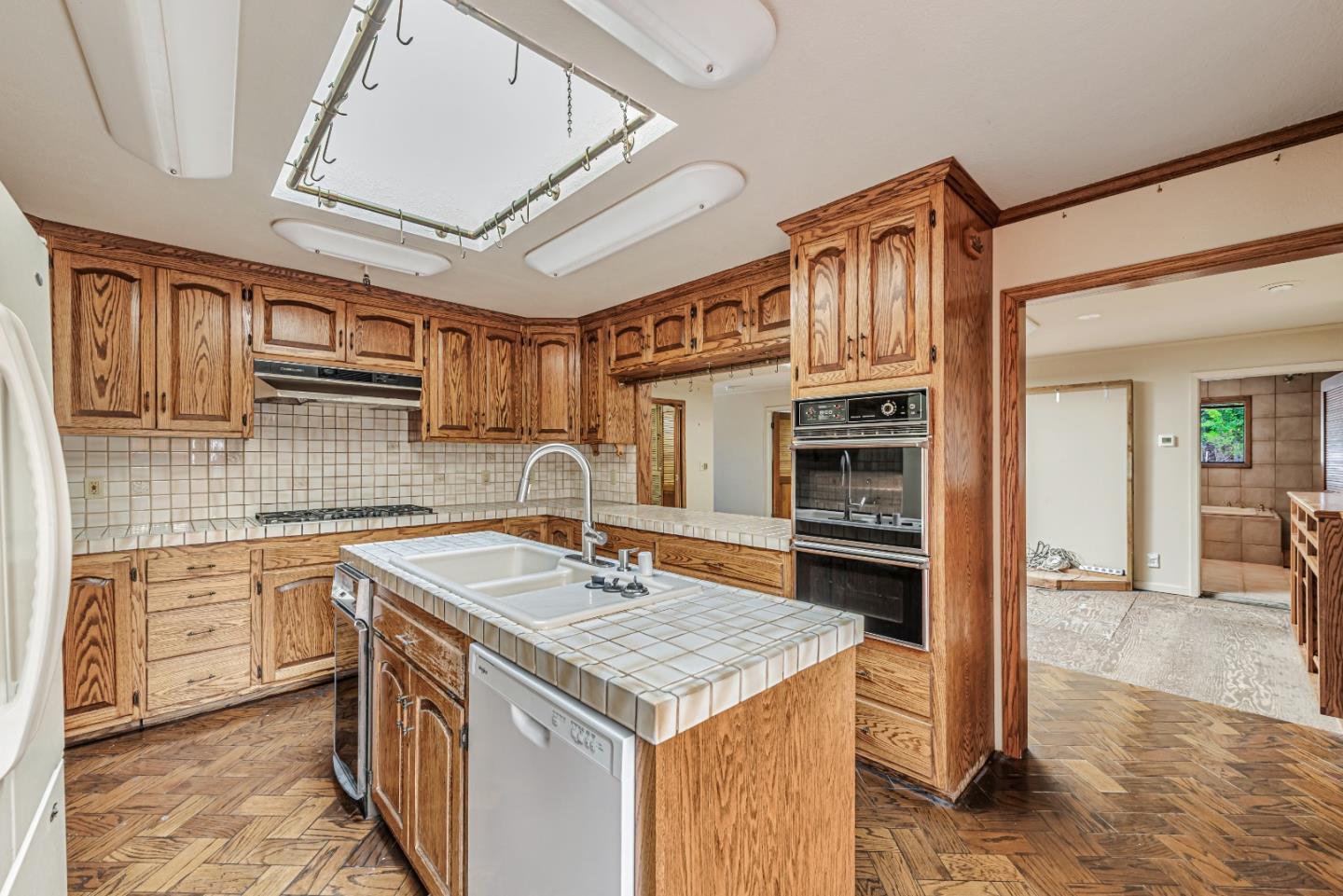 Detail Gallery Image 12 of 39 For 1525 Pomeroy Ave, Santa Clara,  CA 95051 - 4 Beds | 2 Baths