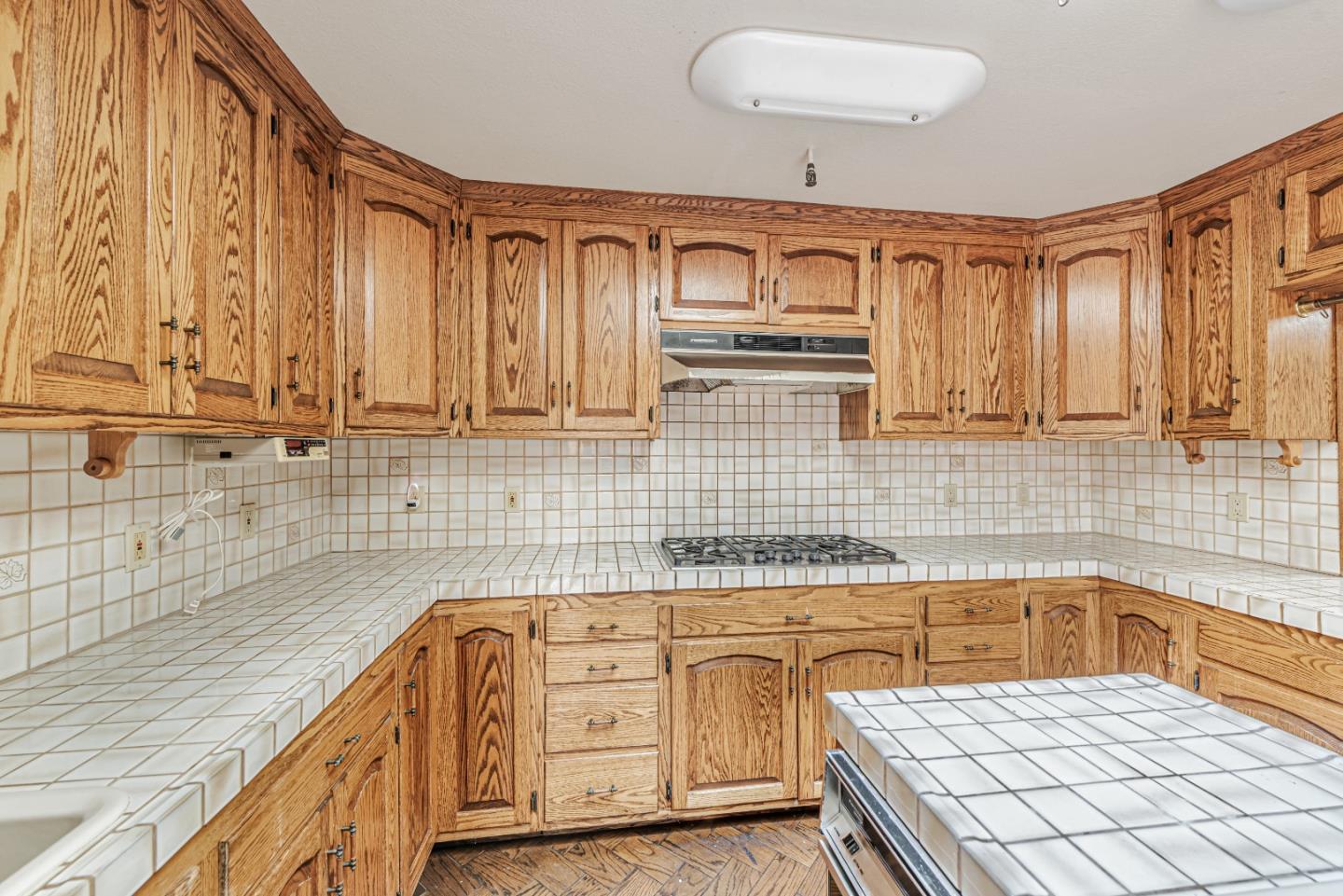 Detail Gallery Image 14 of 39 For 1525 Pomeroy Ave, Santa Clara,  CA 95051 - 4 Beds | 2 Baths