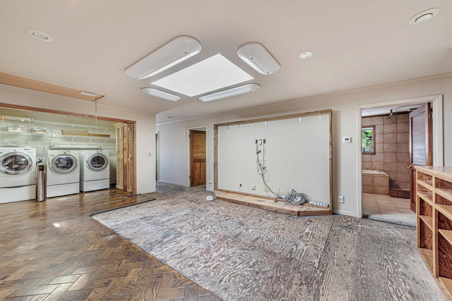 Detail Gallery Image 18 of 39 For 1525 Pomeroy Ave, Santa Clara,  CA 95051 - 4 Beds | 2 Baths