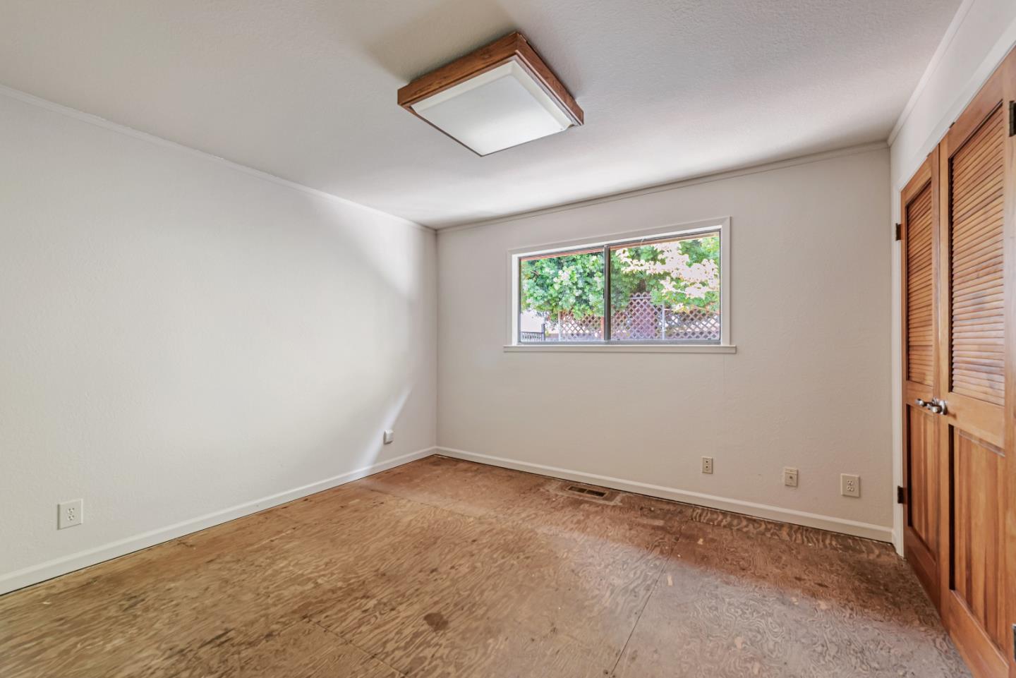Detail Gallery Image 26 of 39 For 1525 Pomeroy Ave, Santa Clara,  CA 95051 - 4 Beds | 2 Baths