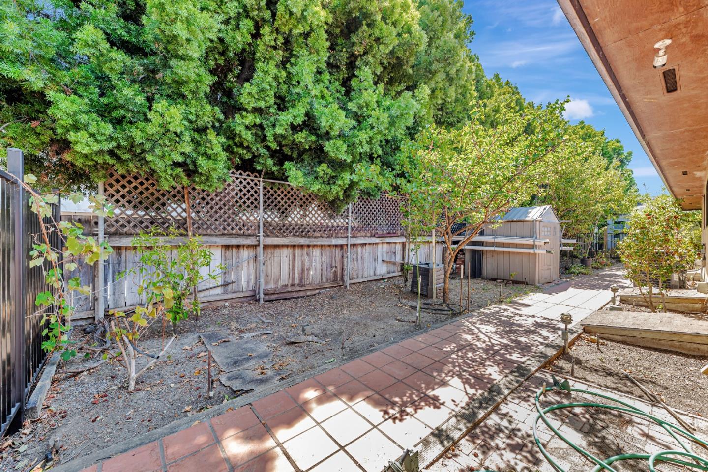 Detail Gallery Image 34 of 39 For 1525 Pomeroy Ave, Santa Clara,  CA 95051 - 4 Beds | 2 Baths