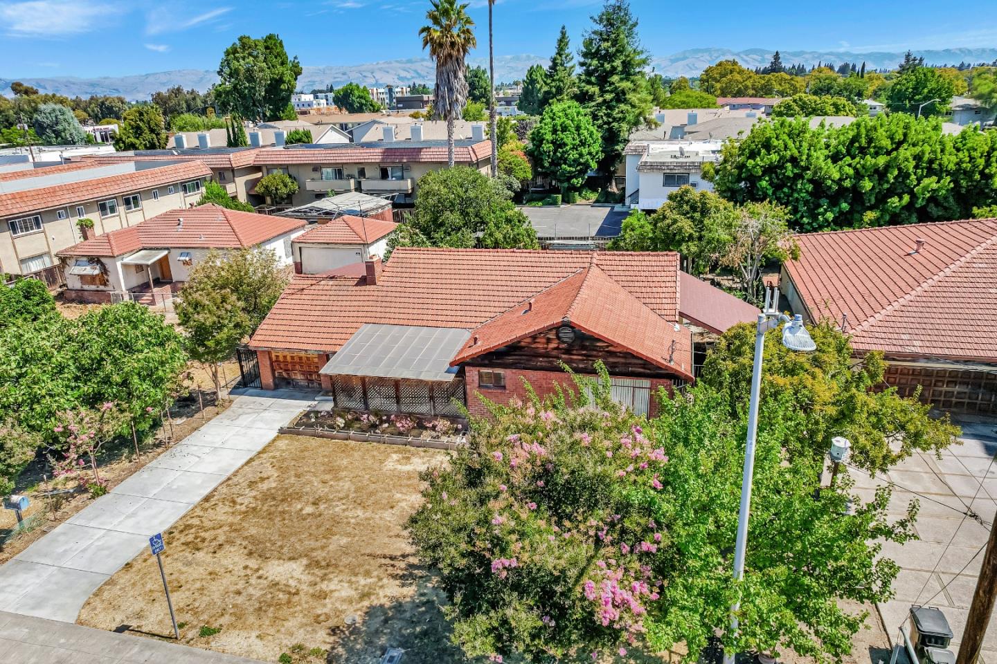 Detail Gallery Image 39 of 39 For 1525 Pomeroy Ave, Santa Clara,  CA 95051 - 4 Beds | 2 Baths