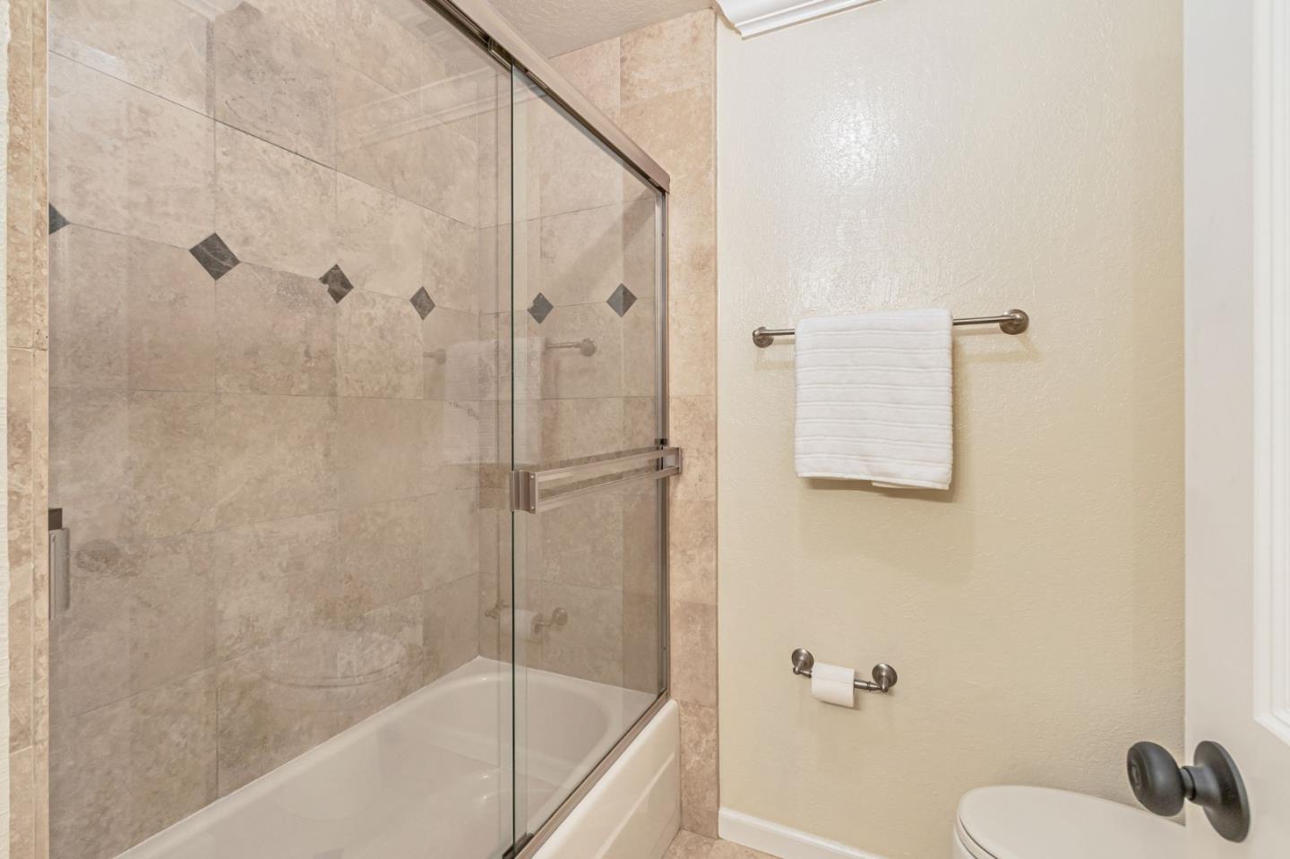 Detail Gallery Image 26 of 44 For 120 Carlton Ave #22,  Los Gatos,  CA 95032 - 3 Beds | 2/1 Baths
