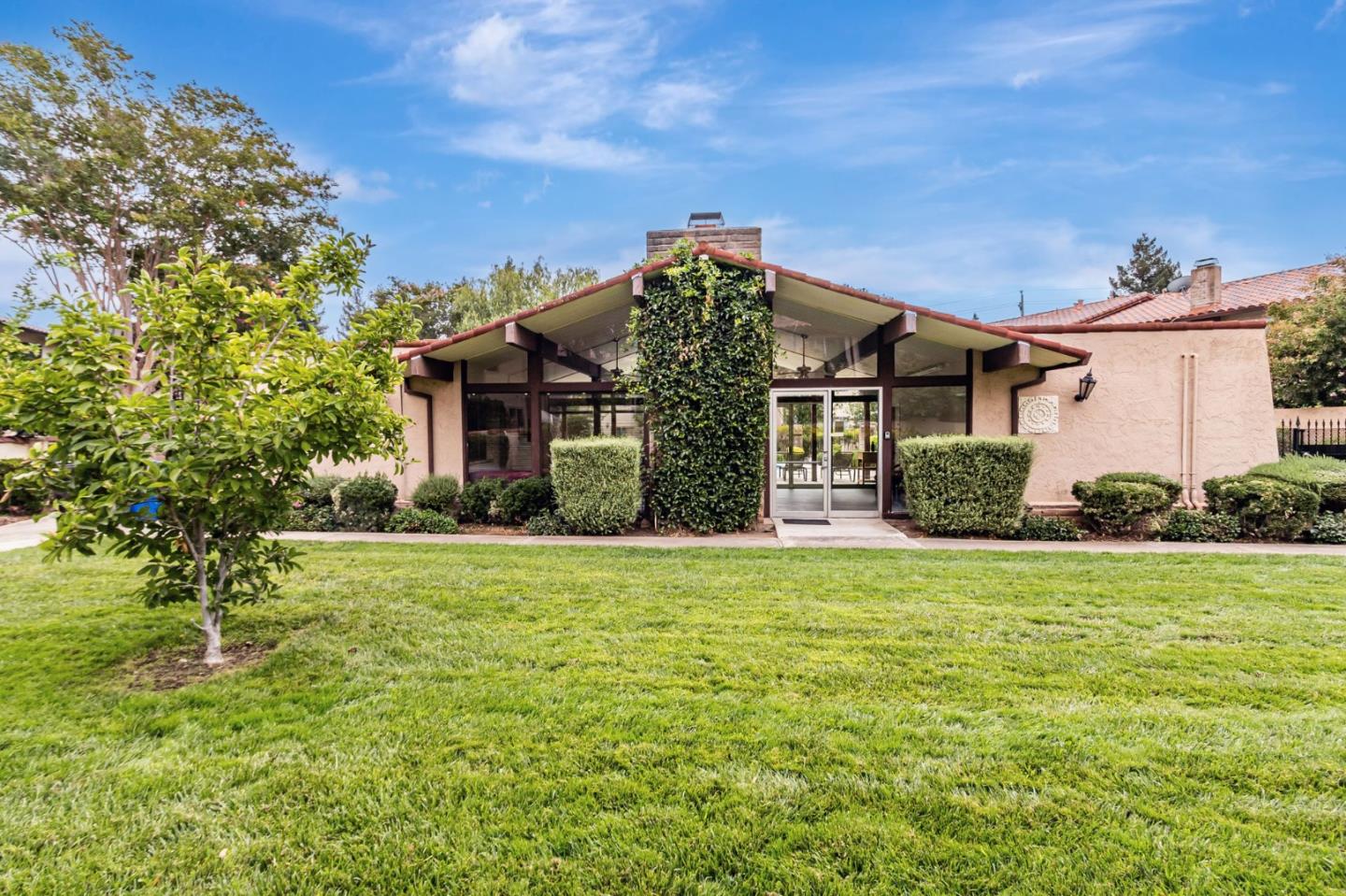 Detail Gallery Image 39 of 44 For 120 Carlton Ave #22,  Los Gatos,  CA 95032 - 3 Beds | 2/1 Baths