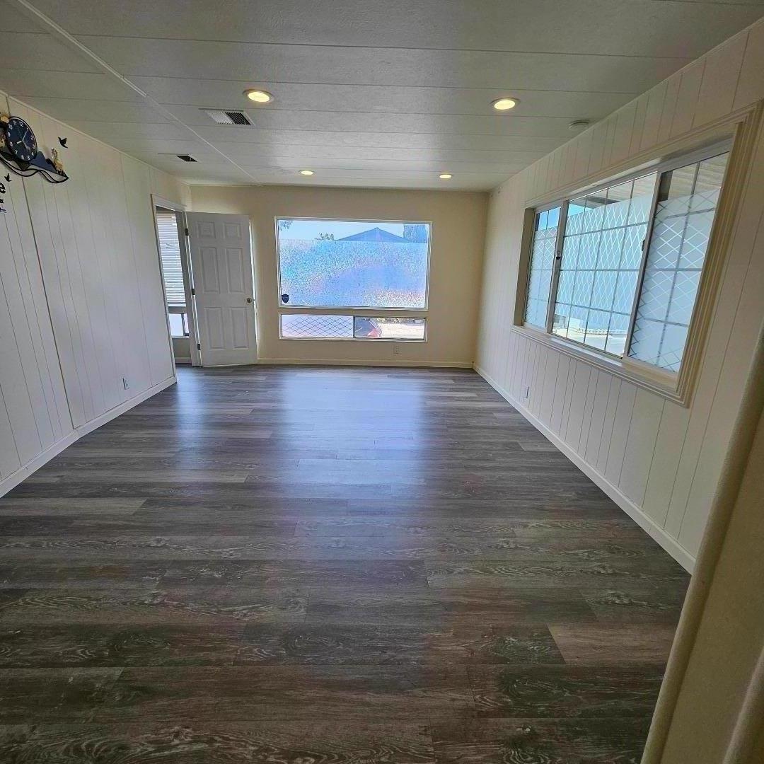 Detail Gallery Image 11 of 27 For 2151 Oakland Rd #231,  San Jose,  CA 95131 - 3 Beds | 2 Baths