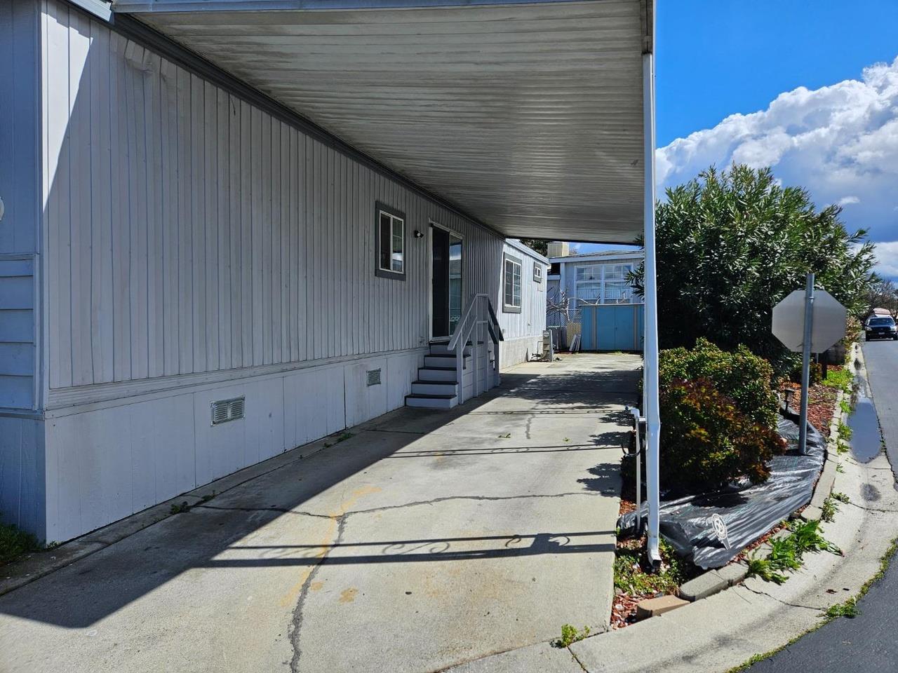 Detail Gallery Image 9 of 27 For 2151 Oakland Rd #231,  San Jose,  CA 95131 - 3 Beds | 2 Baths