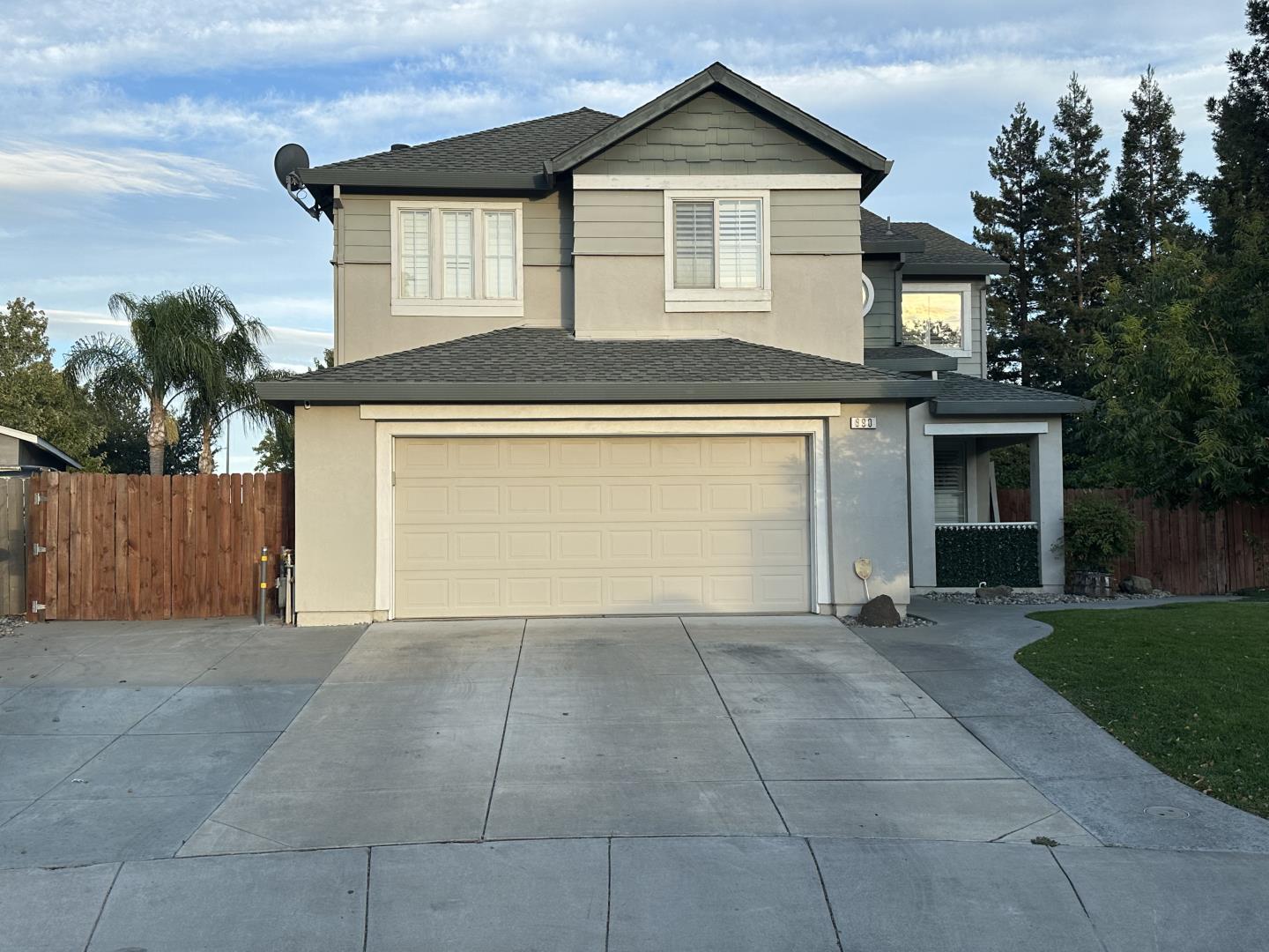 Detail Gallery Image 1 of 28 For 890 Winnipeg Ct, Tracy,  CA 95304 - 4 Beds | 3 Baths
