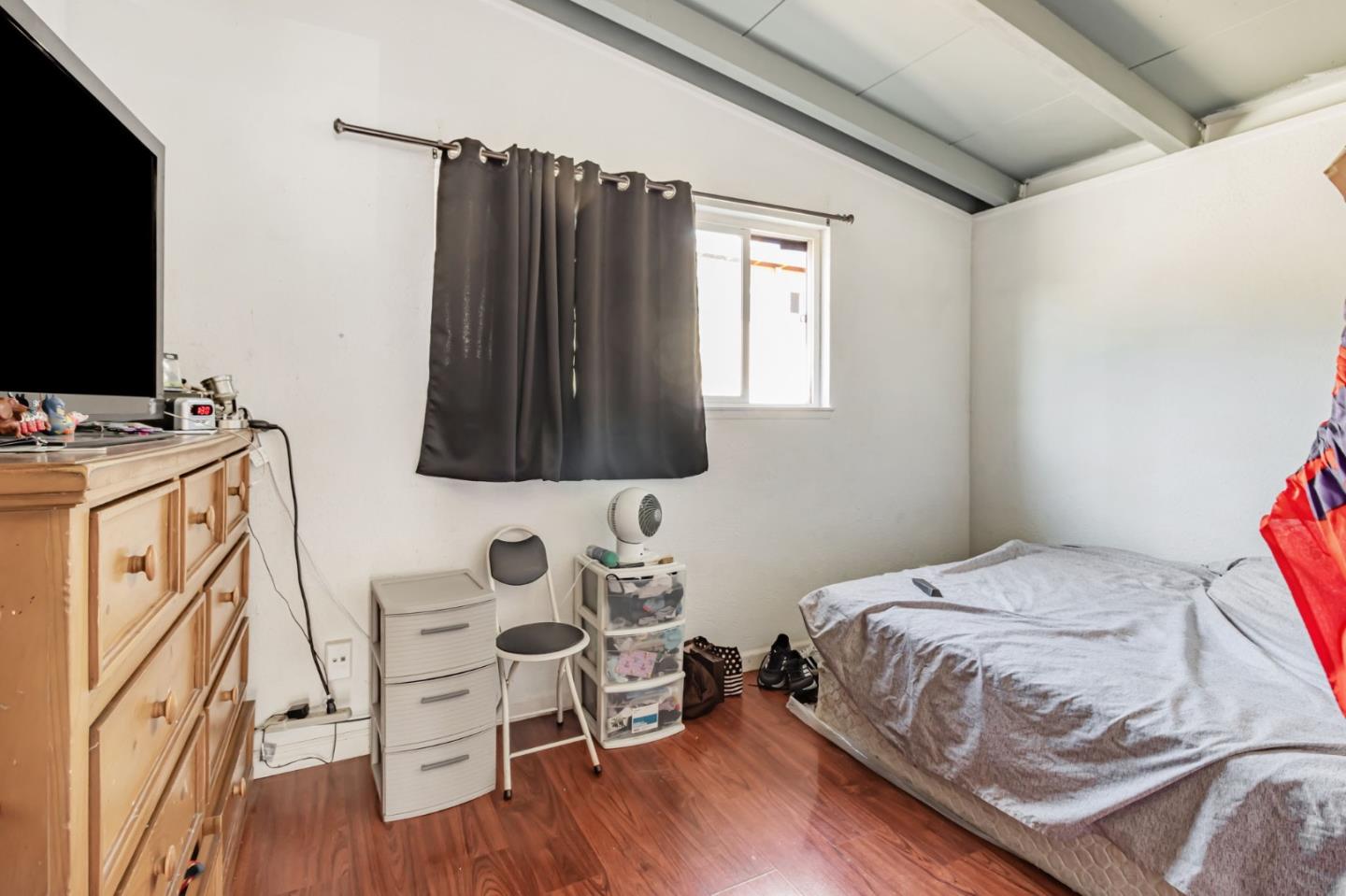 Detail Gallery Image 17 of 22 For 1693 Christopher St, San Jose,  CA 95122 - 5 Beds | 2 Baths