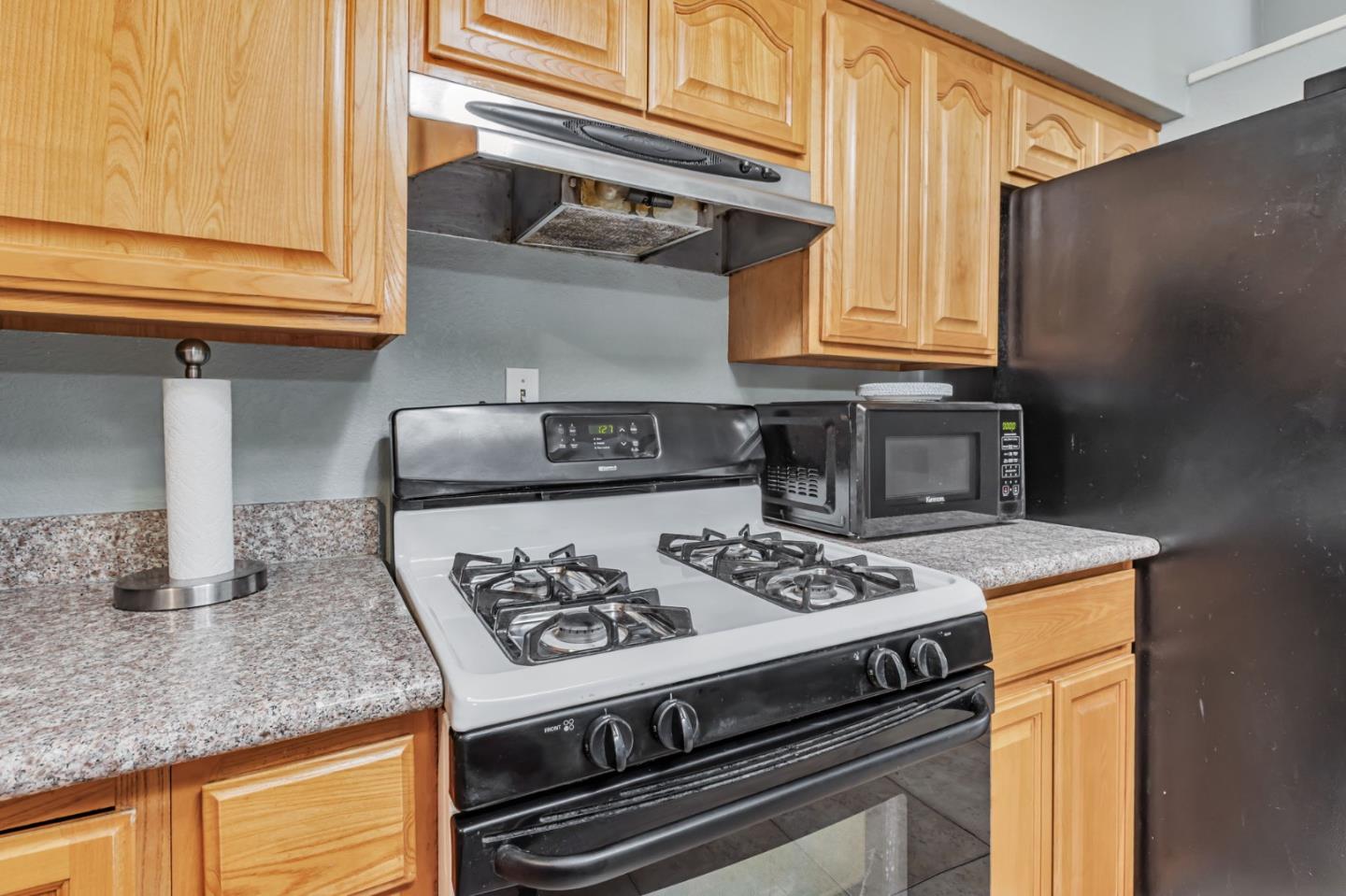 Detail Gallery Image 7 of 22 For 1693 Christopher St, San Jose,  CA 95122 - 5 Beds | 2 Baths