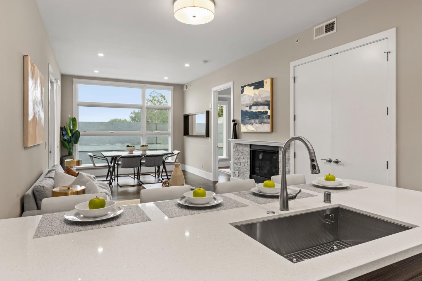 Detail Gallery Image 5 of 20 For 600 El Camino Real #315,  Belmont,  CA 94002 - 1 Beds | 1 Baths