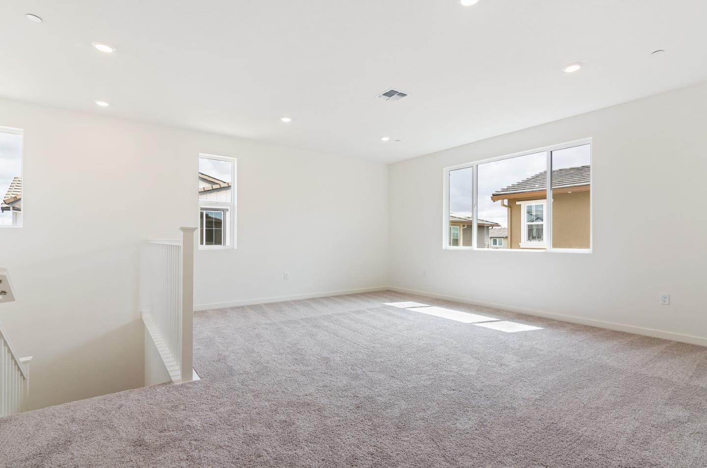 Detail Gallery Image 14 of 23 For 2508 Big Sky Dr, Fairfield,  CA 94533 - 3 Beds | 2/1 Baths