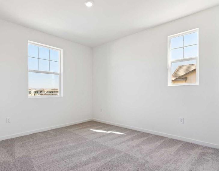 Detail Gallery Image 8 of 13 For 2520 Big Sky Dr, Fairfield,  CA 94533 - 3 Beds | 2/1 Baths