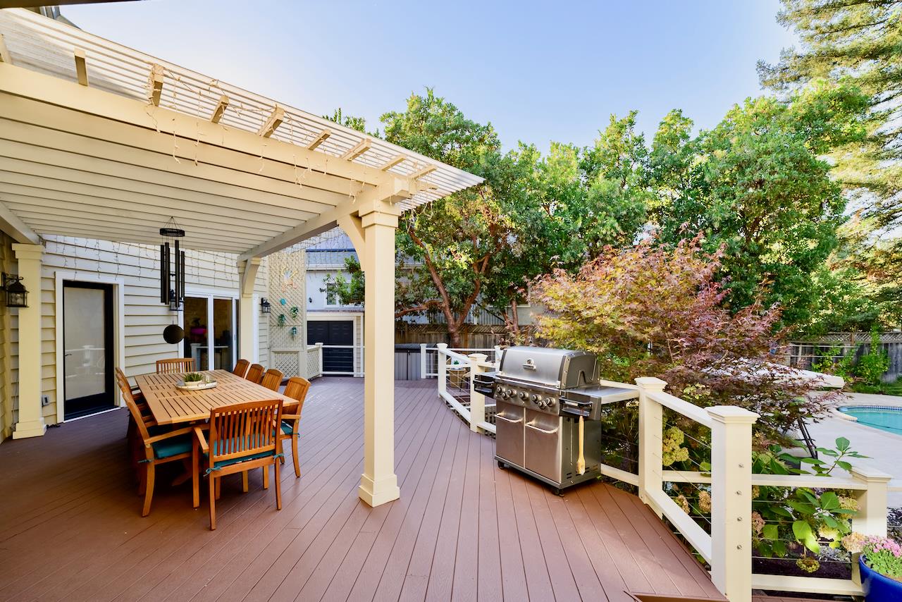Detail Gallery Image 104 of 130 For 4 Sterling Ln, Scotts Valley,  CA 95066 - 4 Beds | 3/1 Baths
