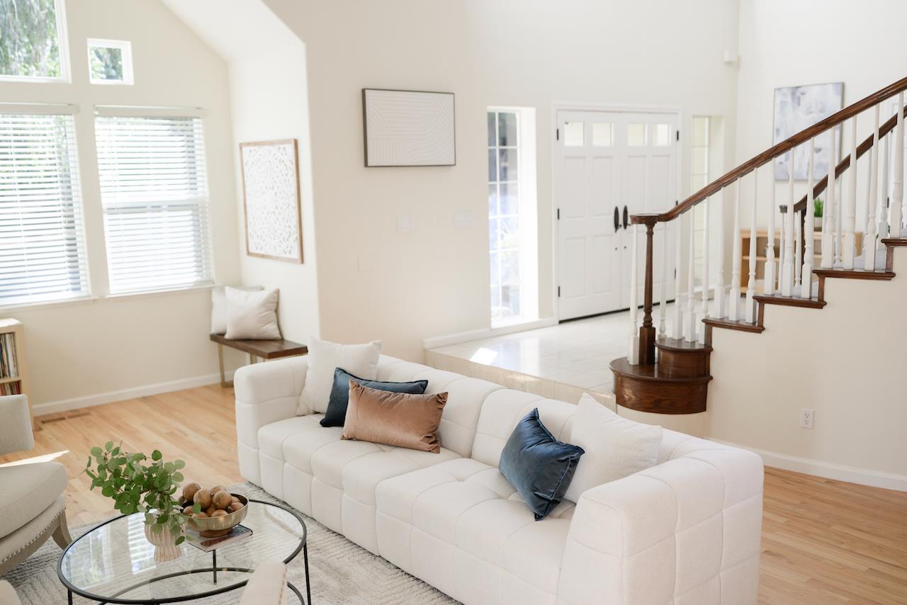 Detail Gallery Image 11 of 130 For 4 Sterling Ln, Scotts Valley,  CA 95066 - 4 Beds | 3/1 Baths