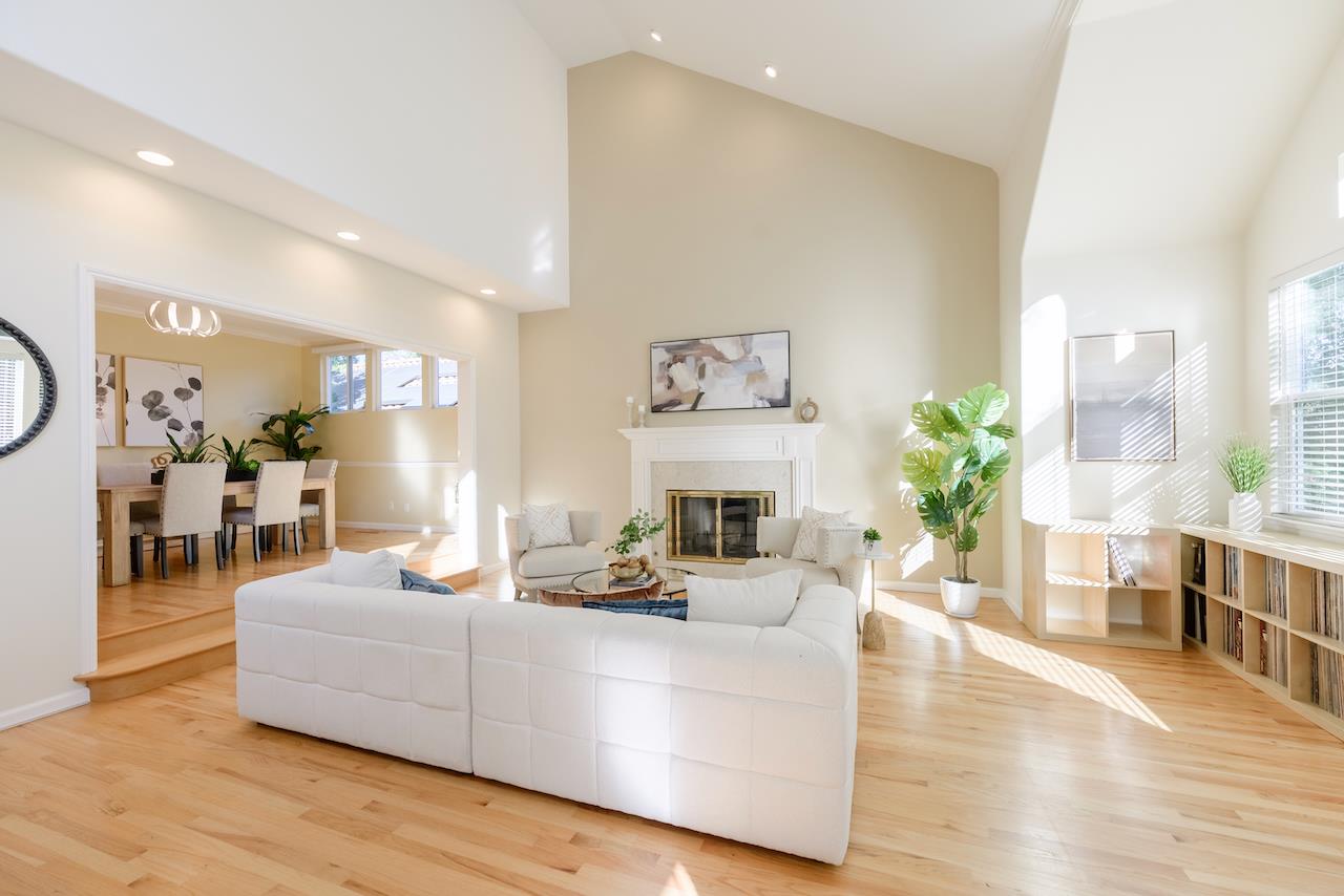 Detail Gallery Image 14 of 130 For 4 Sterling Ln, Scotts Valley,  CA 95066 - 4 Beds | 3/1 Baths