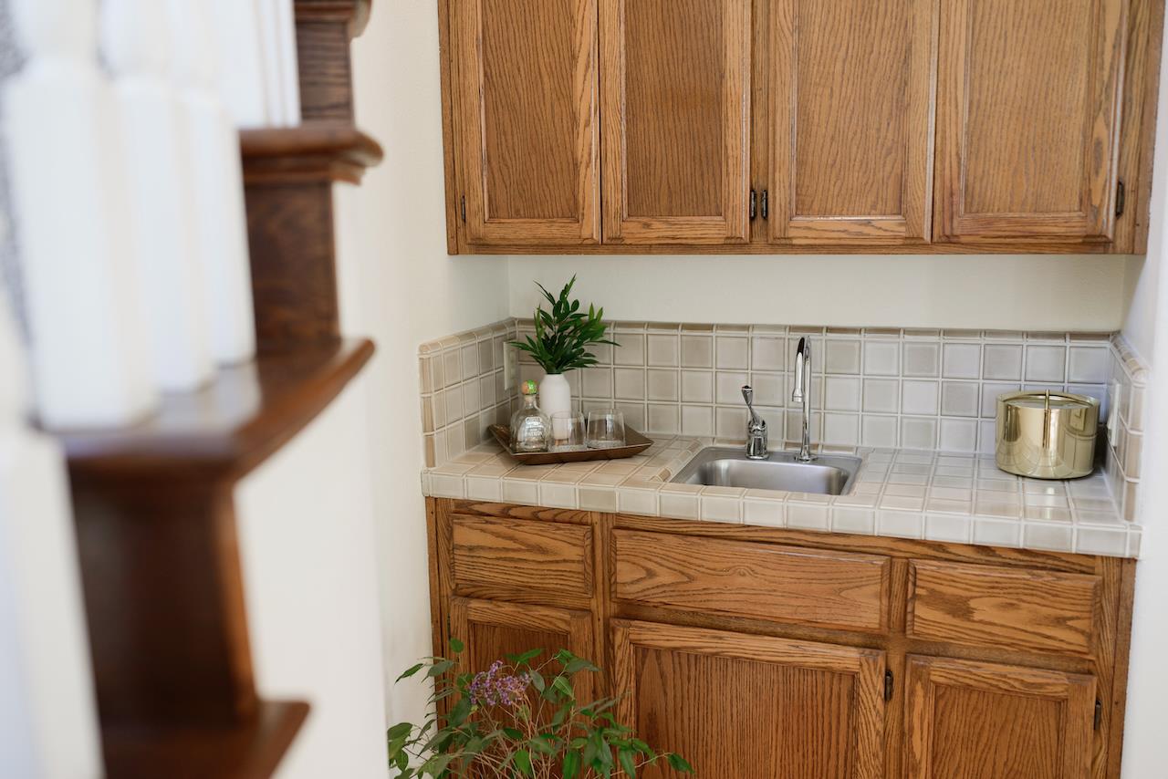 Detail Gallery Image 17 of 130 For 4 Sterling Ln, Scotts Valley,  CA 95066 - 4 Beds | 3/1 Baths