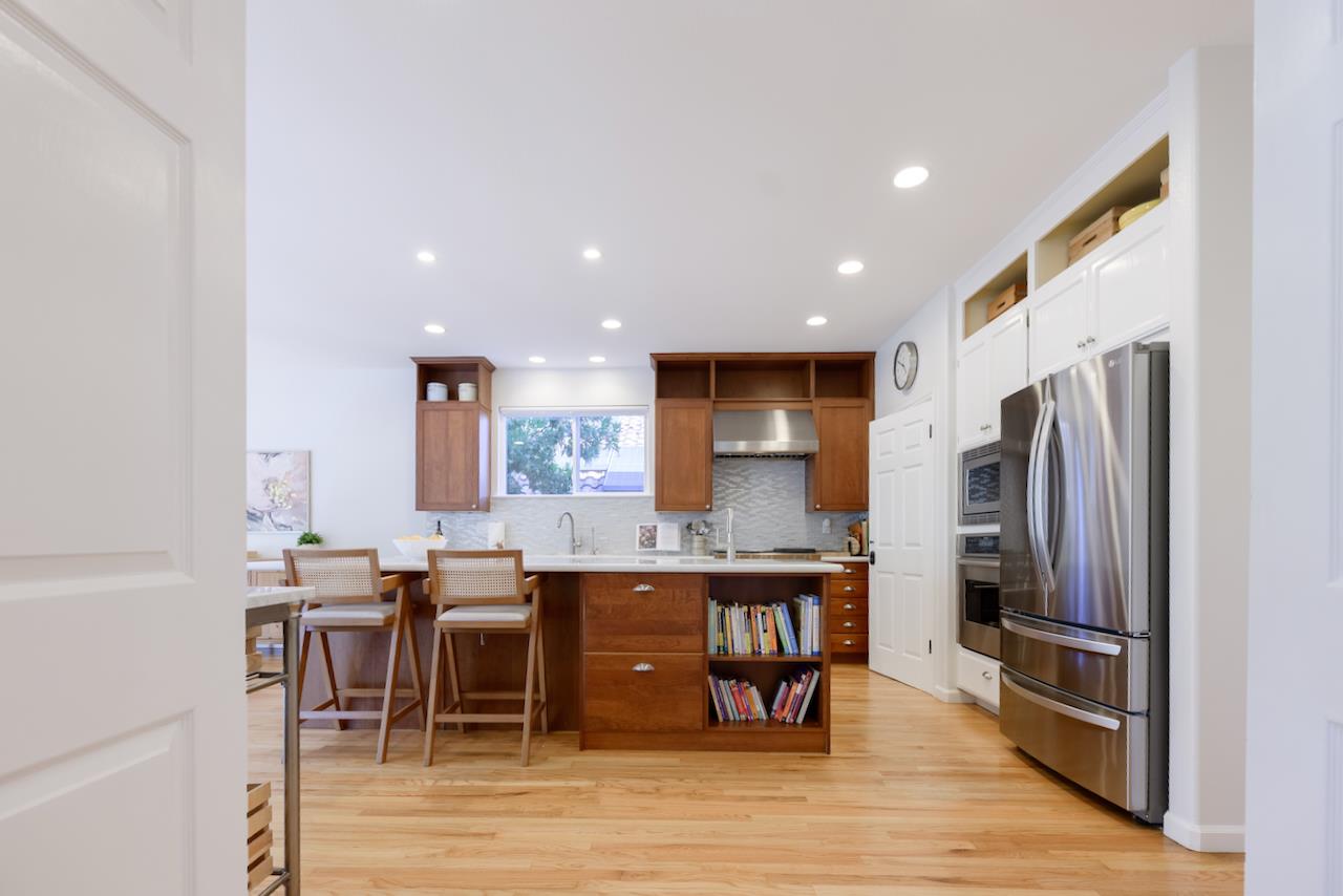Detail Gallery Image 23 of 130 For 4 Sterling Ln, Scotts Valley,  CA 95066 - 4 Beds | 3/1 Baths