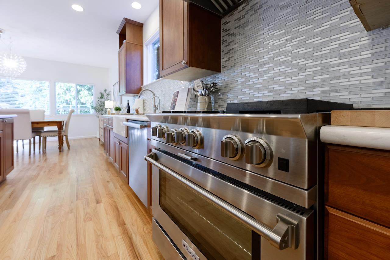 Detail Gallery Image 27 of 130 For 4 Sterling Ln, Scotts Valley,  CA 95066 - 4 Beds | 3/1 Baths