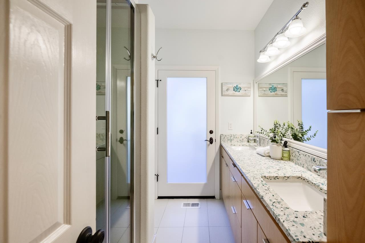 Detail Gallery Image 47 of 130 For 4 Sterling Ln, Scotts Valley,  CA 95066 - 4 Beds | 3/1 Baths