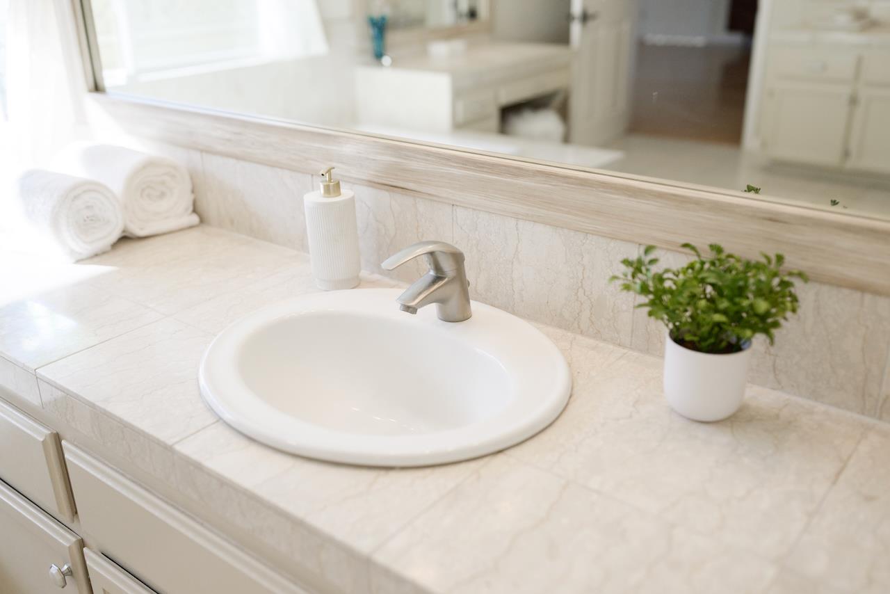 Detail Gallery Image 62 of 130 For 4 Sterling Ln, Scotts Valley,  CA 95066 - 4 Beds | 3/1 Baths