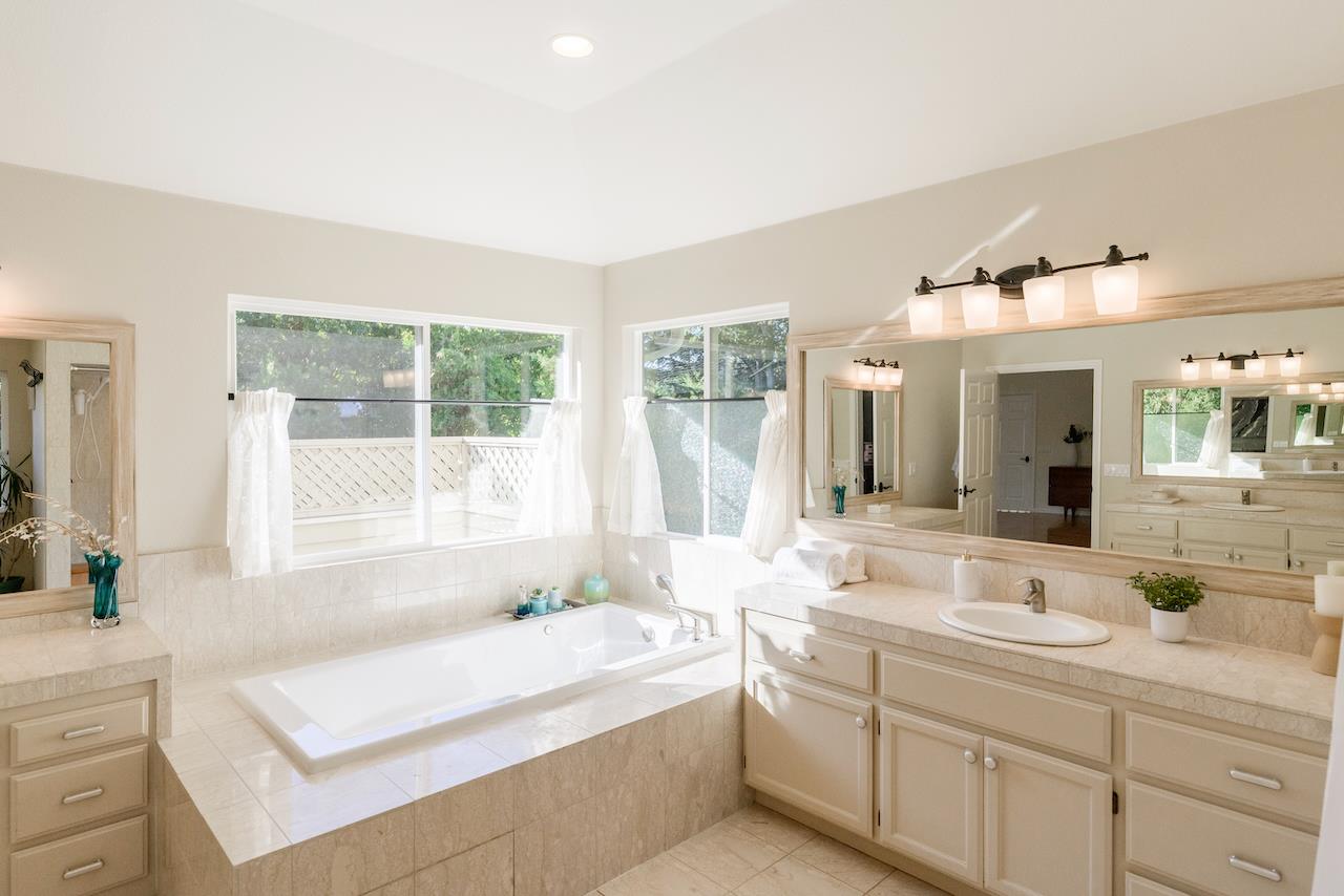 Detail Gallery Image 67 of 130 For 4 Sterling Ln, Scotts Valley,  CA 95066 - 4 Beds | 3/1 Baths