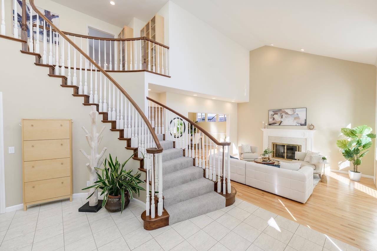 Detail Gallery Image 8 of 130 For 4 Sterling Ln, Scotts Valley,  CA 95066 - 4 Beds | 3/1 Baths