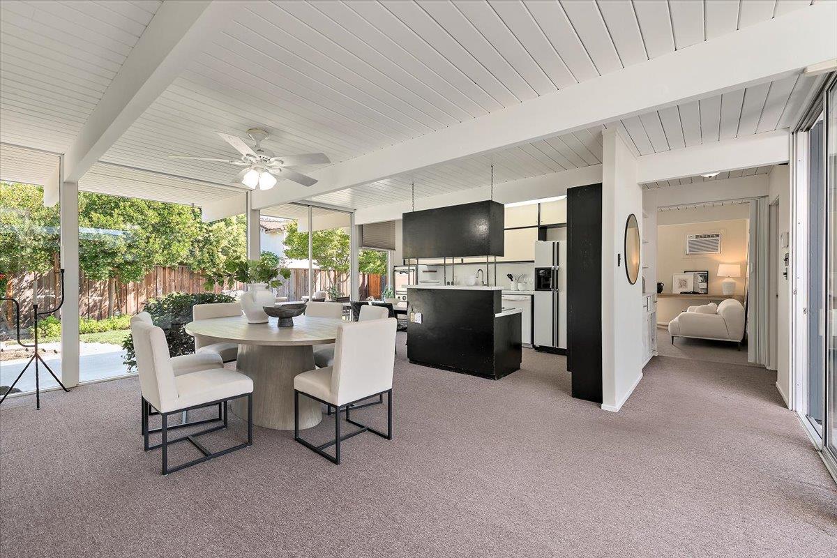 Detail Gallery Image 7 of 31 For 1140 Snowberry Ct, Sunnyvale,  CA 94087 - 4 Beds | 2 Baths