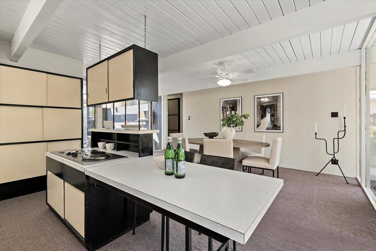 Detail Gallery Image 9 of 31 For 1140 Snowberry Ct, Sunnyvale,  CA 94087 - 4 Beds | 2 Baths