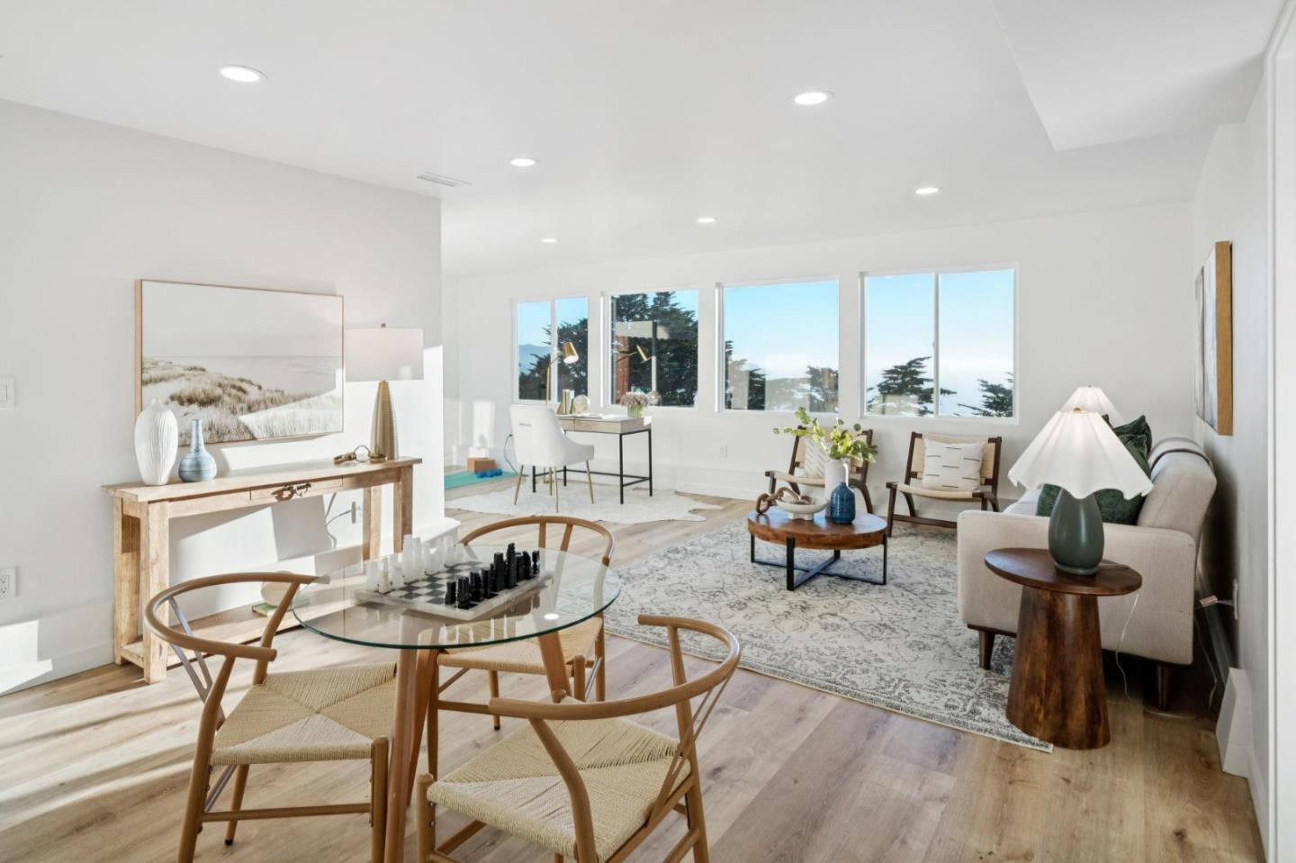 Detail Gallery Image 25 of 34 For 9 Seahaven Ct, Pacifica,  CA 94044 - 5 Beds | 3 Baths