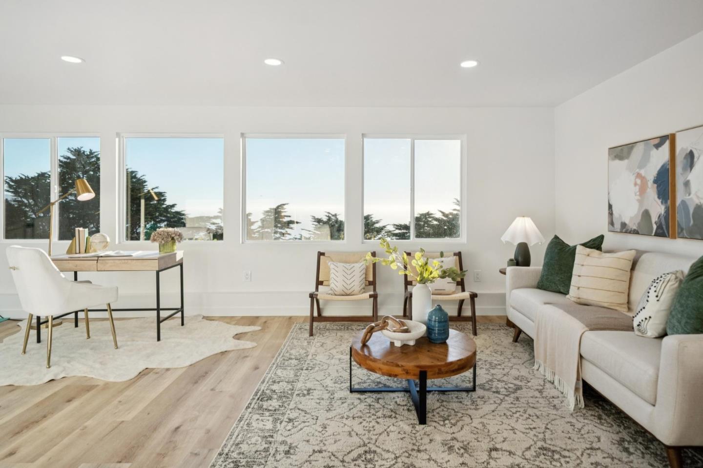 Detail Gallery Image 27 of 34 For 9 Seahaven Ct, Pacifica,  CA 94044 - 5 Beds | 3 Baths