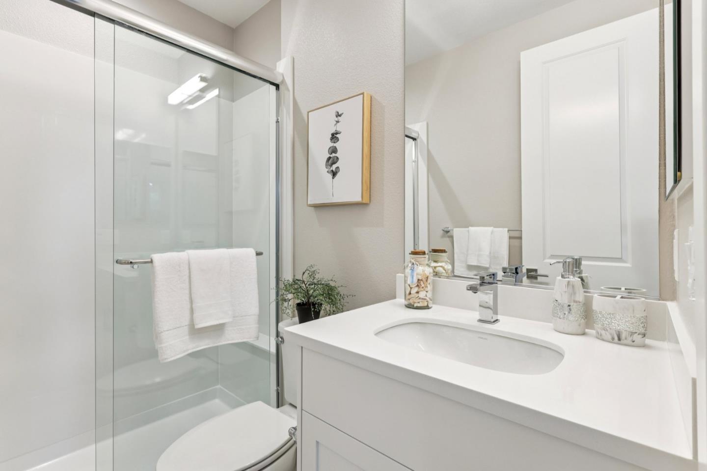 Detail Gallery Image 19 of 30 For 2012 Montecito Ave, Mountain View,  CA 94043 - 3 Beds | 3/1 Baths