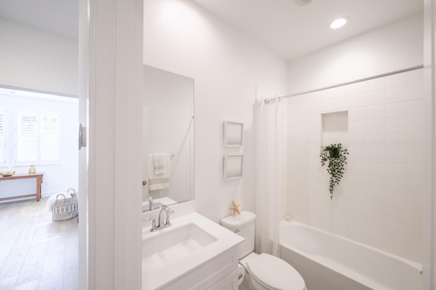 Detail Gallery Image 82 of 108 For 339 Skyforest Way, Scotts Valley,  CA 95066 - 3 Beds | 2/1 Baths