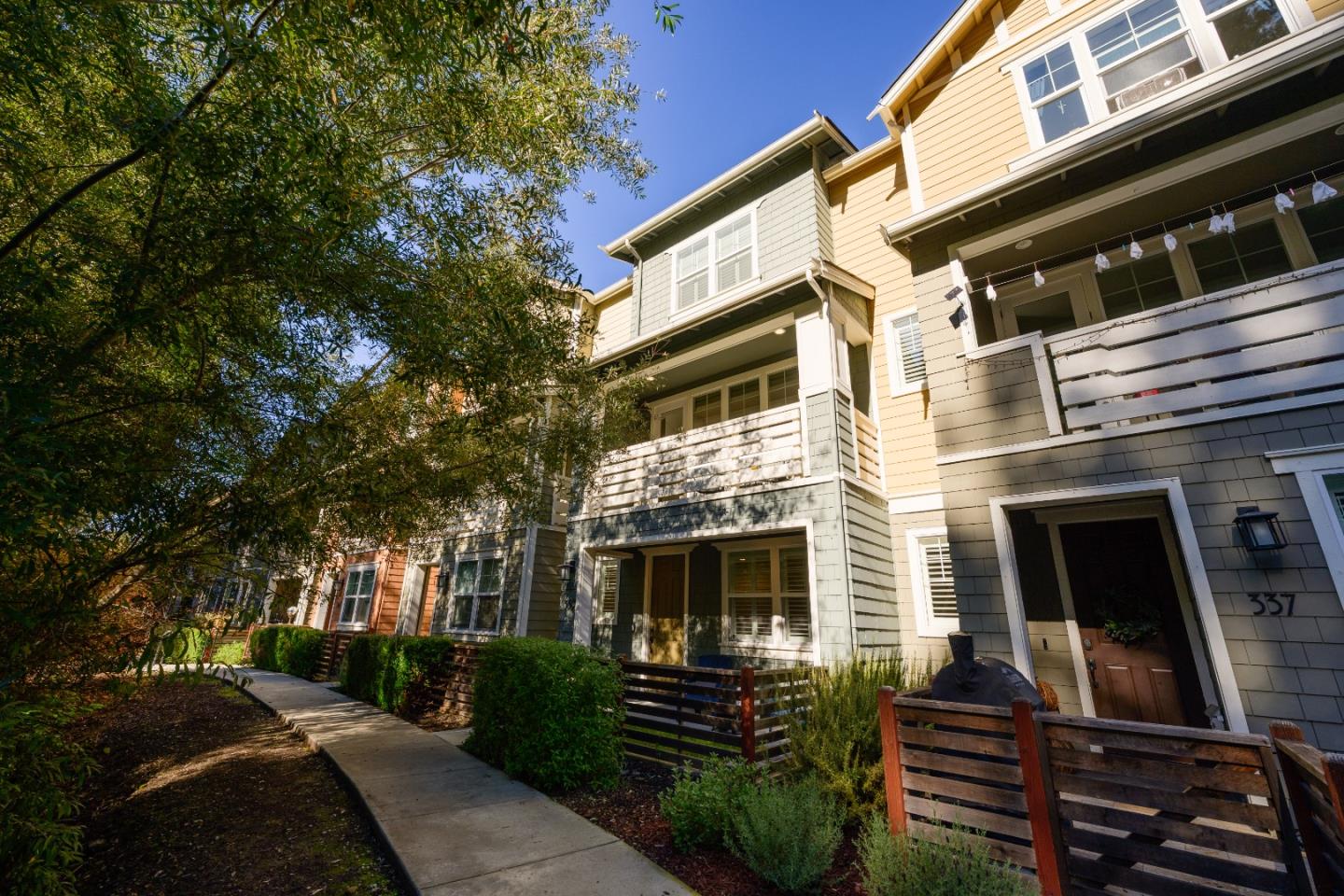 Detail Gallery Image 9 of 108 For 339 Skyforest Way, Scotts Valley,  CA 95066 - 3 Beds | 2/1 Baths