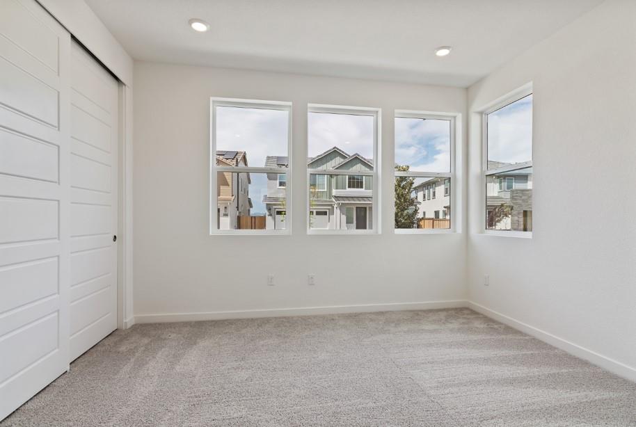 Detail Gallery Image 8 of 29 For 5987 Big Sky Dr, Fairfield,  CA 94533 - 4 Beds | 3/1 Baths