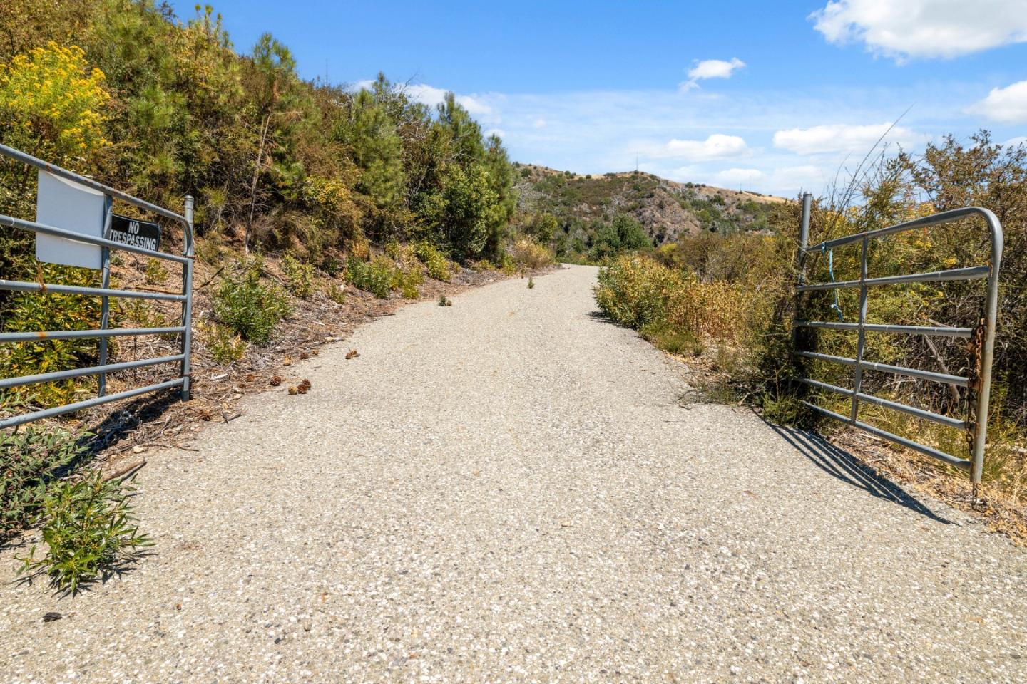 Detail Gallery Image 12 of 54 For 35005 Loma Chiquita Rd, Los Gatos,  CA 95033 - – Beds | – Baths