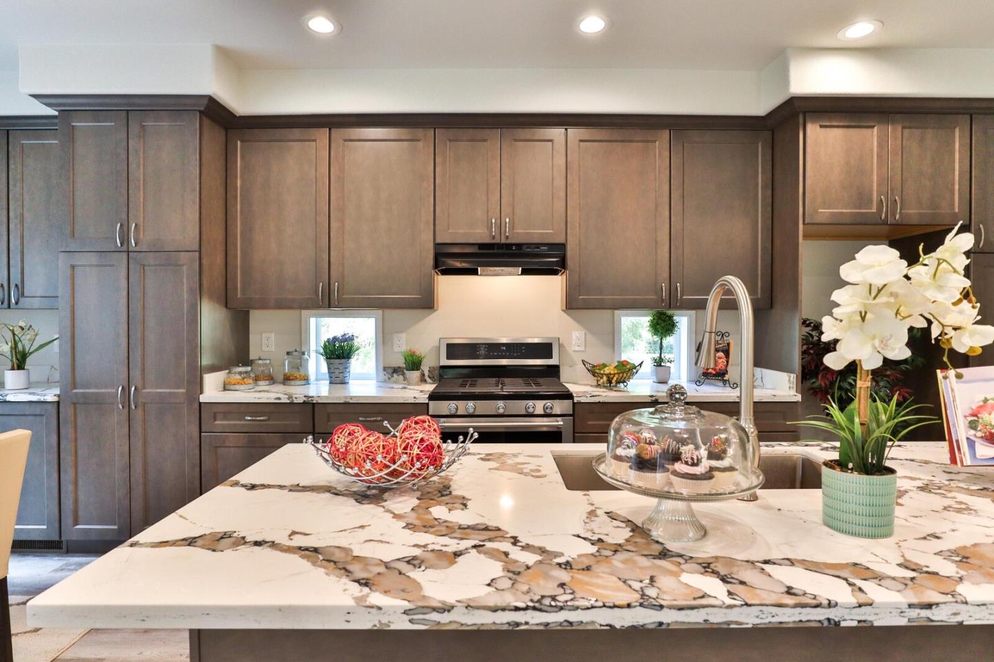 Detail Gallery Image 17 of 66 For 165 Coffeeberry Dr, Boulder Creek,  CA 95006 - 3 Beds | 2/1 Baths