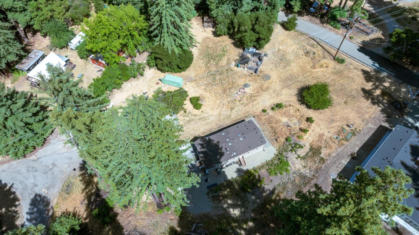 Detail Gallery Image 3 of 66 For 165 Coffeeberry Dr, Boulder Creek,  CA 95006 - 3 Beds | 2/1 Baths