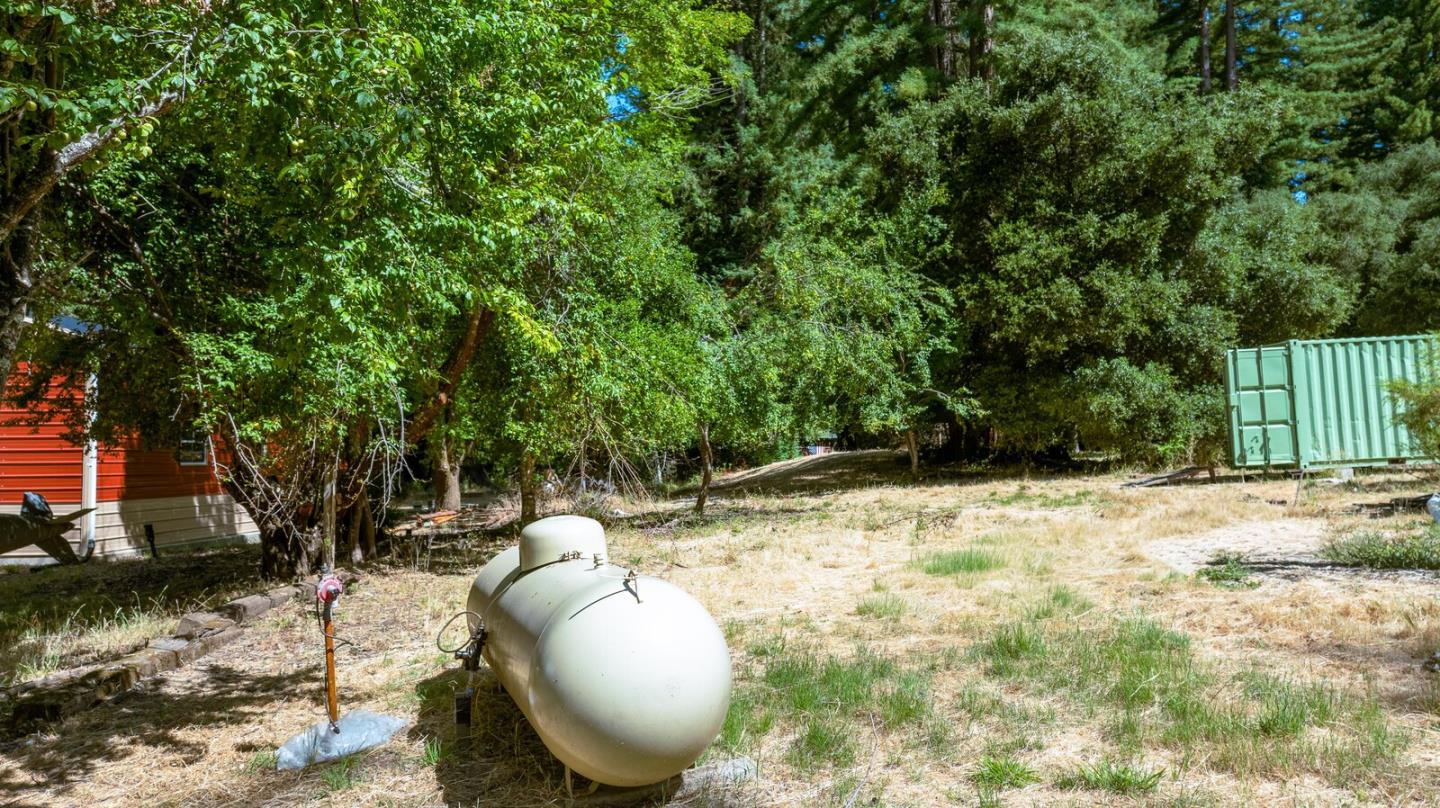 Detail Gallery Image 54 of 66 For 165 Coffeeberry Dr, Boulder Creek,  CA 95006 - 3 Beds | 2/1 Baths