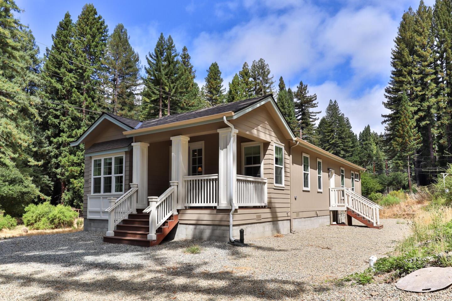 Detail Gallery Image 6 of 66 For 165 Coffeeberry Dr, Boulder Creek,  CA 95006 - 3 Beds | 2/1 Baths