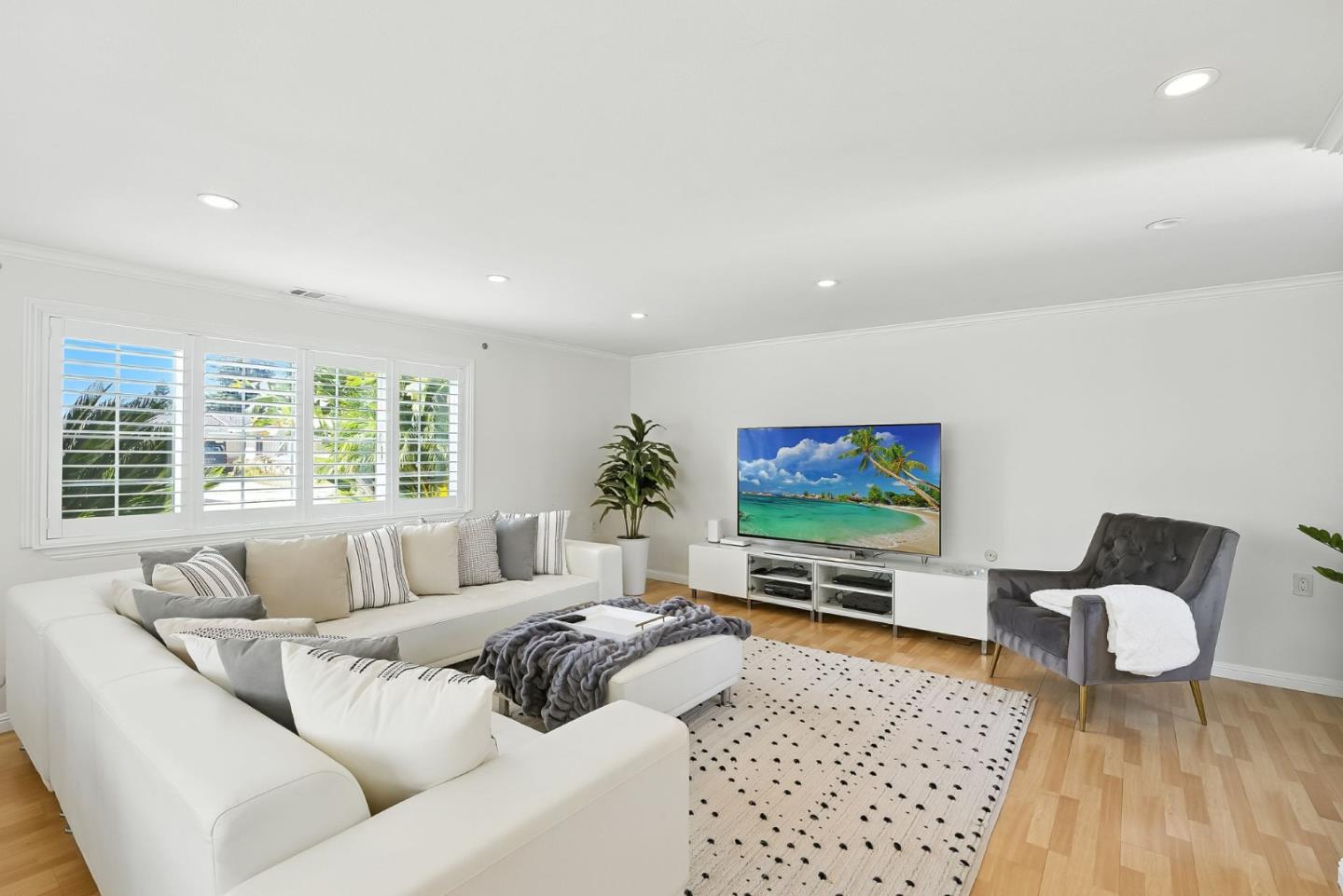 Detail Gallery Image 22 of 59 For 2924 Vivian Ln, San Jose,  CA 95124 - 3 Beds | 2 Baths
