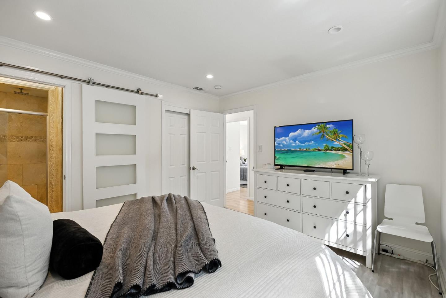 Detail Gallery Image 28 of 59 For 2924 Vivian Ln, San Jose,  CA 95124 - 3 Beds | 2 Baths