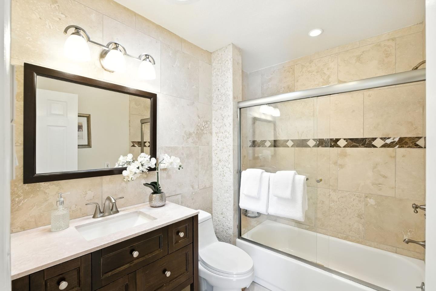 Detail Gallery Image 33 of 59 For 2924 Vivian Ln, San Jose,  CA 95124 - 3 Beds | 2 Baths