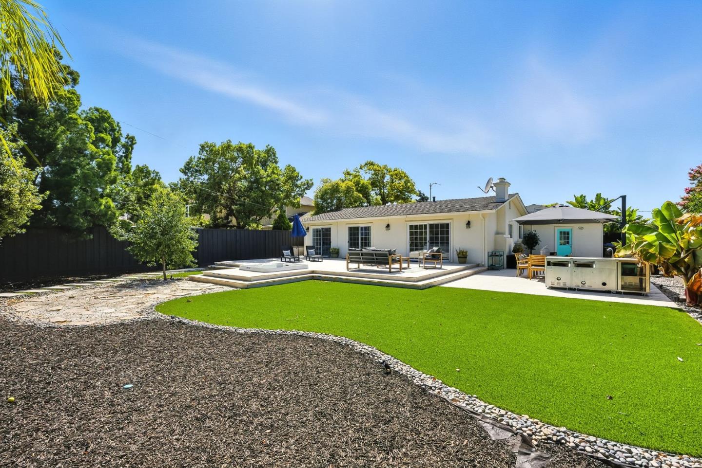 Detail Gallery Image 34 of 59 For 2924 Vivian Ln, San Jose,  CA 95124 - 3 Beds | 2 Baths