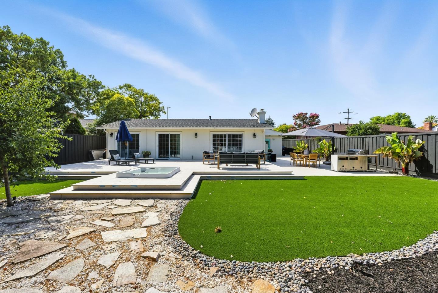 Detail Gallery Image 35 of 59 For 2924 Vivian Ln, San Jose,  CA 95124 - 3 Beds | 2 Baths