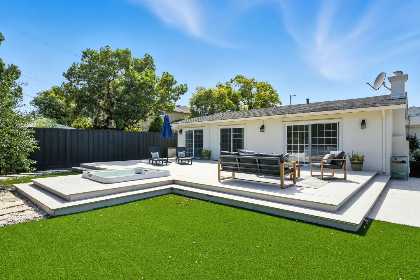 Detail Gallery Image 36 of 59 For 2924 Vivian Ln, San Jose,  CA 95124 - 3 Beds | 2 Baths