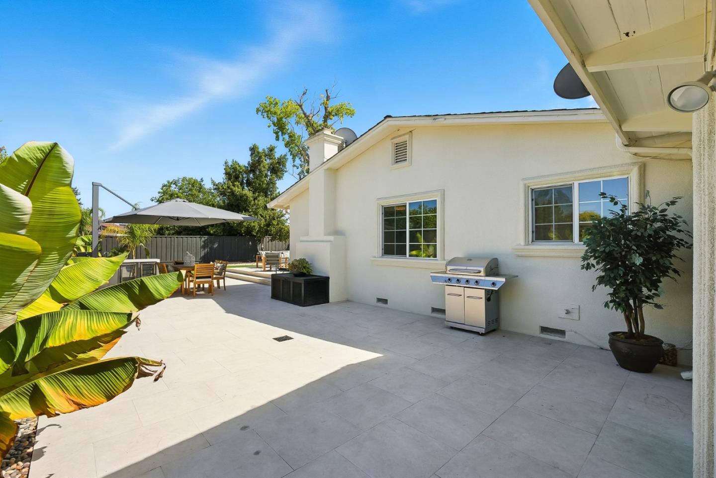 Detail Gallery Image 43 of 59 For 2924 Vivian Ln, San Jose,  CA 95124 - 3 Beds | 2 Baths