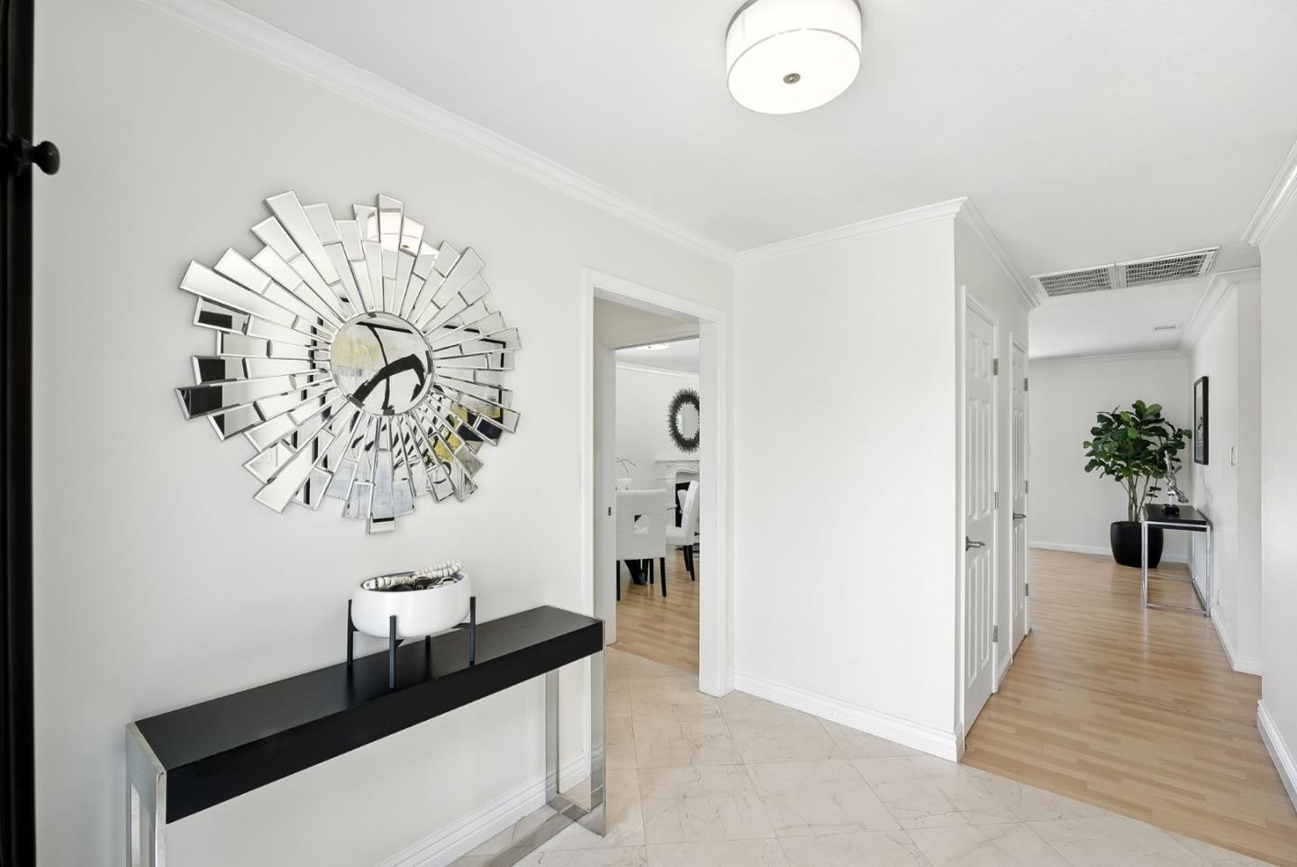 Detail Gallery Image 6 of 59 For 2924 Vivian Ln, San Jose,  CA 95124 - 3 Beds | 2 Baths