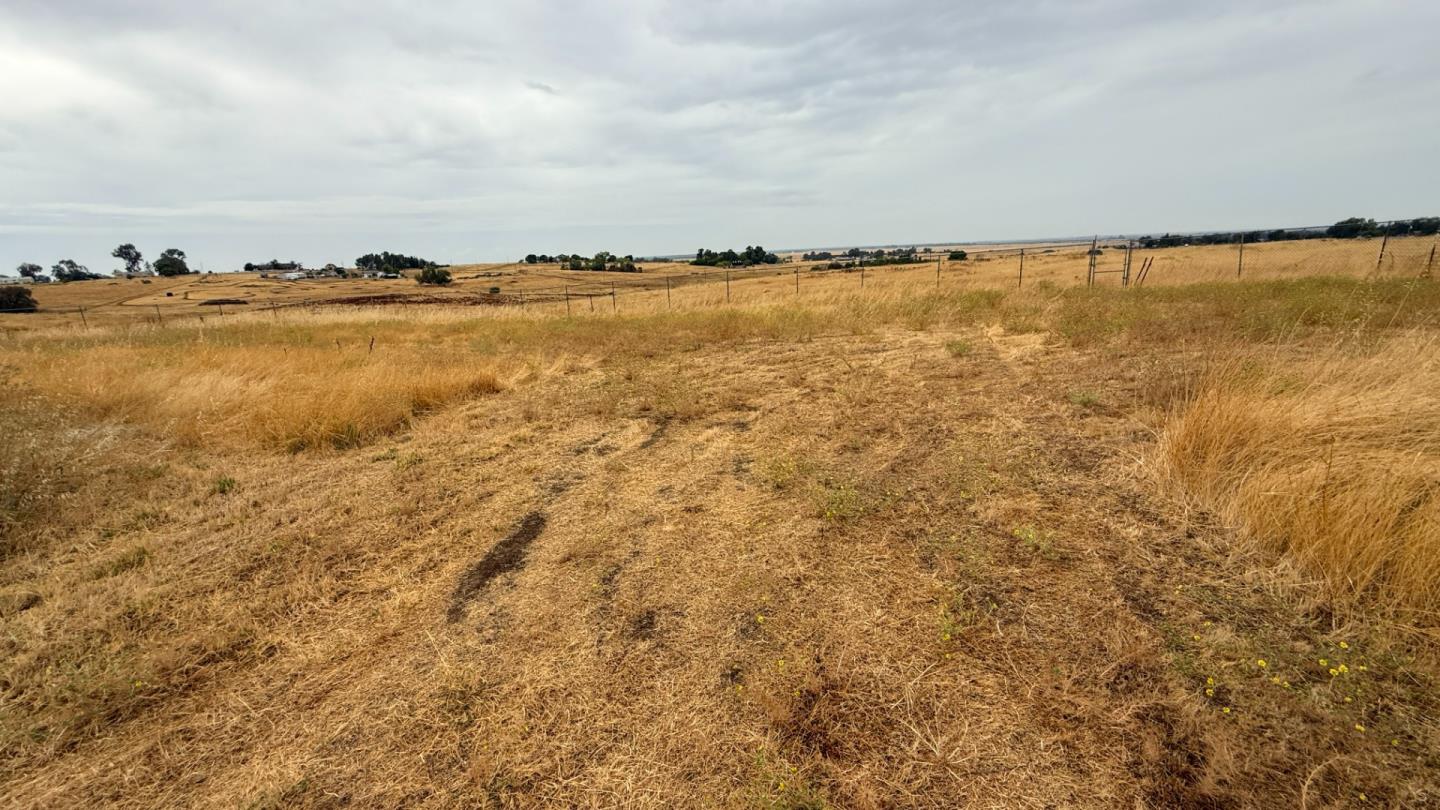 Detail Gallery Image 27 of 32 For 7947 Camp Far West Rd, Wheatland,  CA 95692 - 3 Beds | 2 Baths